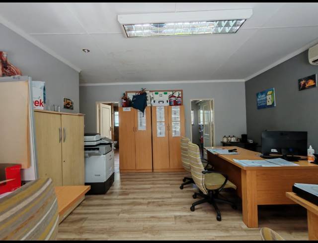 3 BEDROOM HOUSE FOR SALE IN THREE RIVERS PROPER
